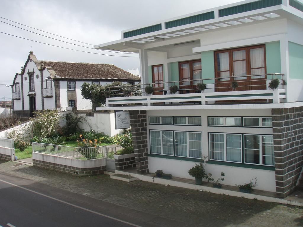 Hotel Residencial Ermida Dos Remedios Praia da Vitoria Exterior photo